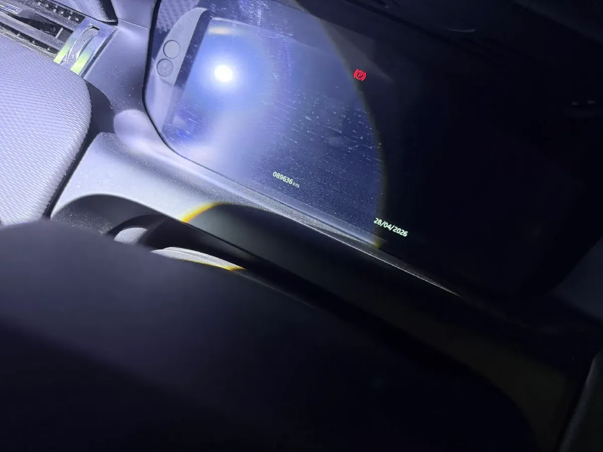 2021 Land Rover Discovery Sport 2.0T 249HP L4 9AT,autocango,china used car exporter,china ev exporter,chinese used car exporter,chinese used ev exporter