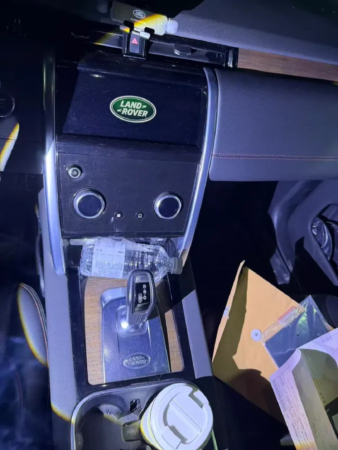 2021 Land Rover Discovery Sport 2.0T 249HP L4 9AT,autocango,china used car exporter,china ev exporter,chinese used car exporter,chinese used ev exporter