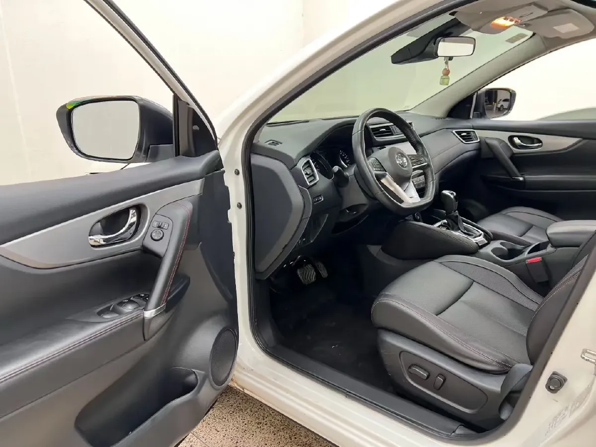 2022 Nissan Qashqai 2.0L 151HP L4 CVT,autocango,china used car exporter,china ev exporter,chinese used car exporter,chinese used ev exporter