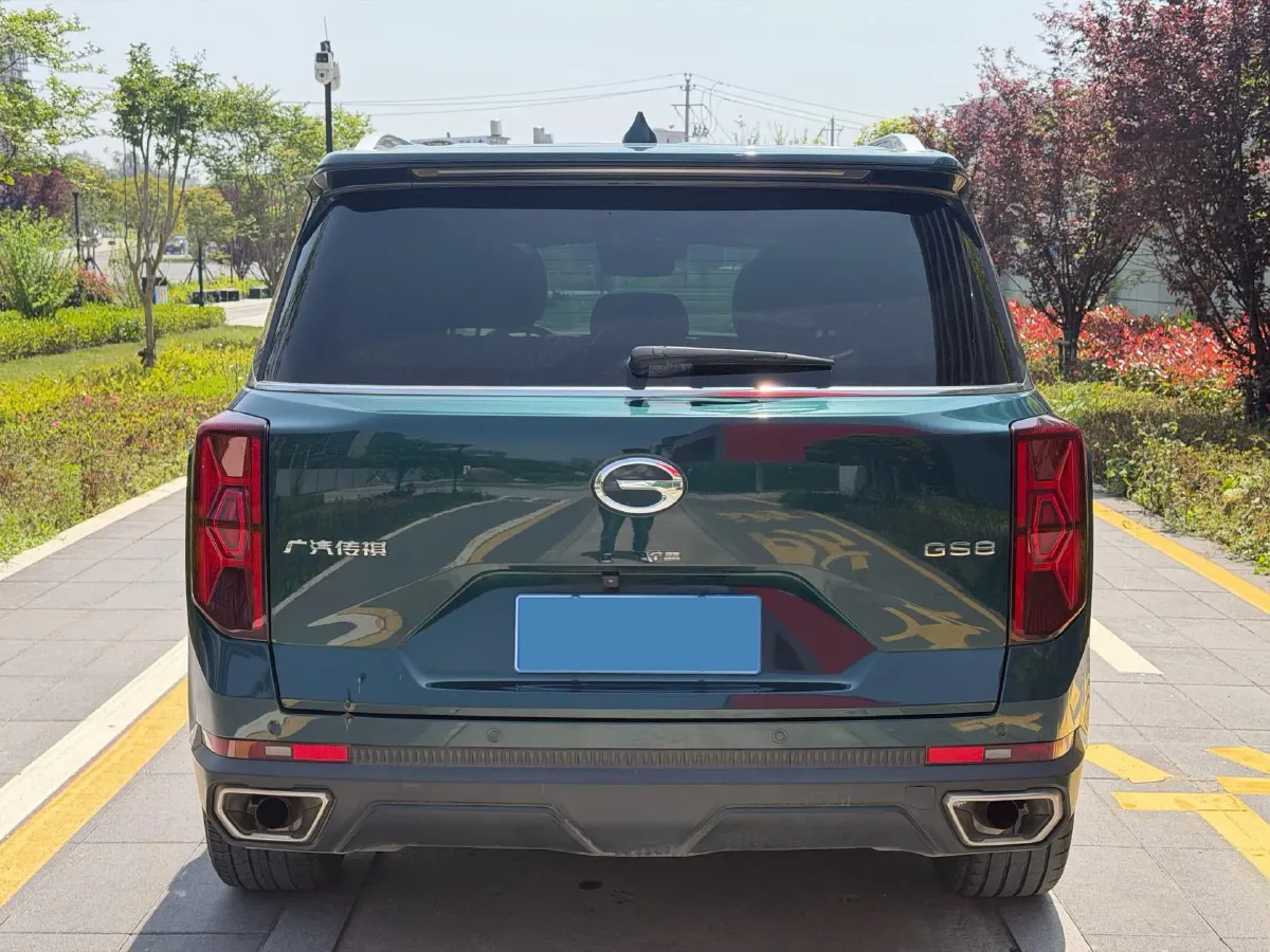 2022 GAC Trumpchi GS8 2.0T 252HP L4 8AT,autocango,china used car exporter,china ev exporter,chinese used car exporter,chinese used ev exporter