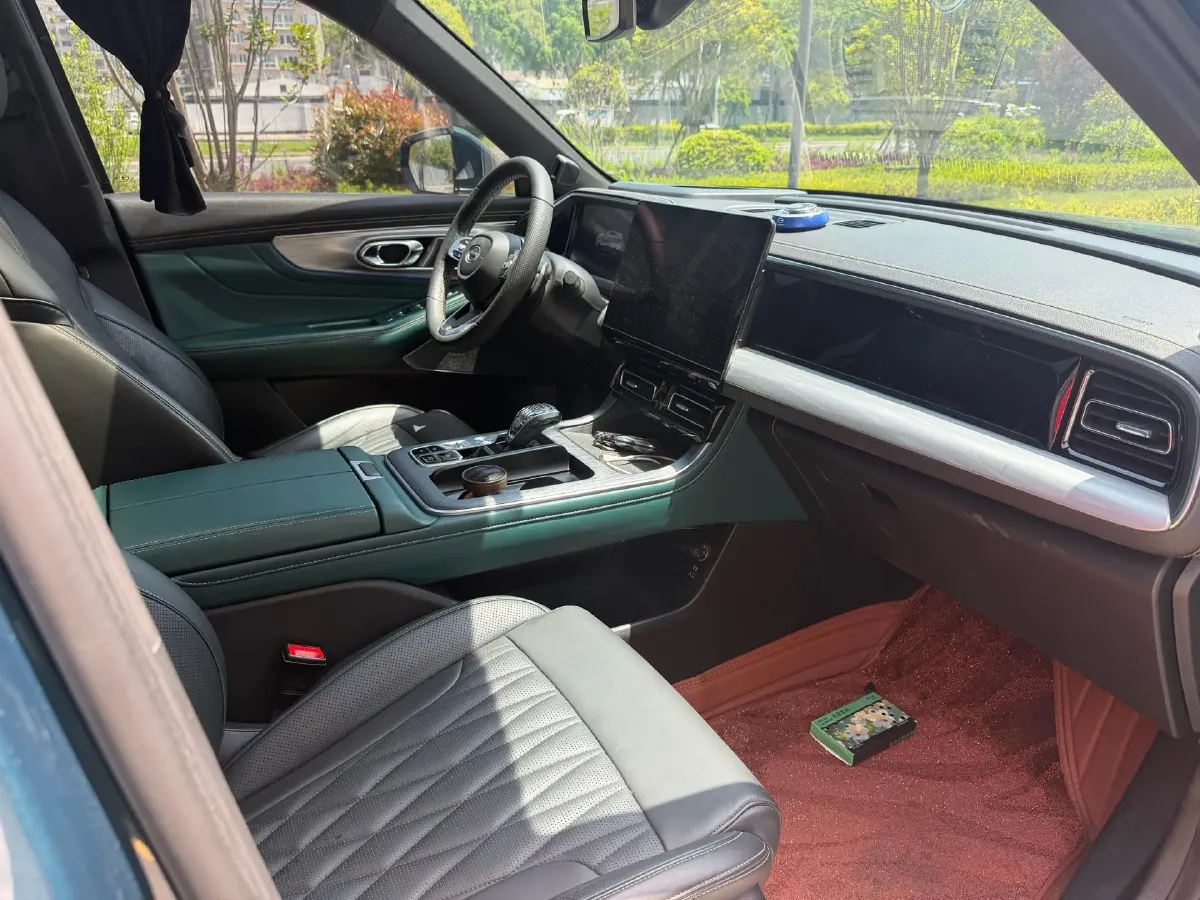 2022 GAC Trumpchi GS8 2.0T 252HP L4 8AT,autocango,china used car exporter,china ev exporter,chinese used car exporter,chinese used ev exporter