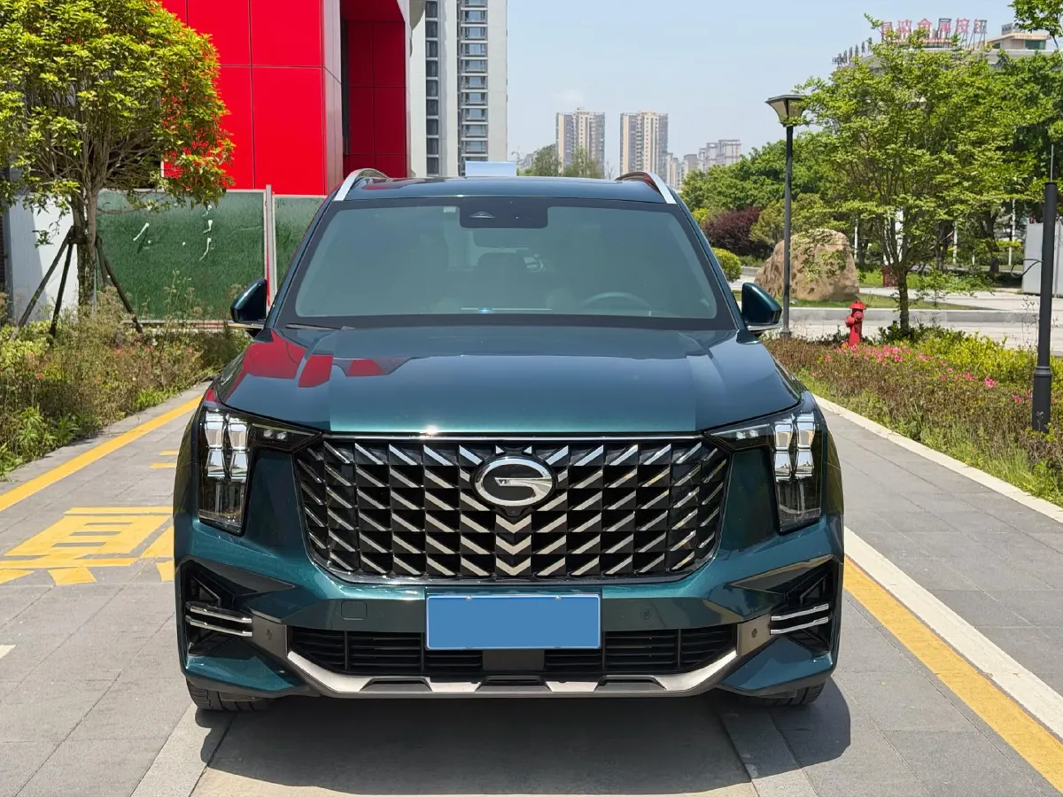 2022 GAC Trumpchi GS8 2.0T 252HP L4 8AT,autocango,china used car exporter,china ev exporter,chinese used car exporter,chinese used ev exporter