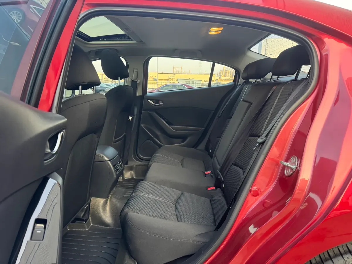 2017 Mazda 3 Axela 1.5L 117HP L4 6AT,autocango,china used car exporter,china ev exporter,chinese used car exporter,chinese used ev exporter