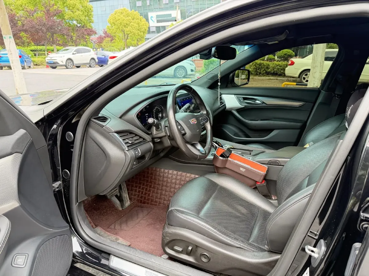 2020 Cadillac CT5 2.0T 241HP L4 10AT,autocango,china used car exporter,china ev exporter,chinese used car exporter,chinese used ev exporter