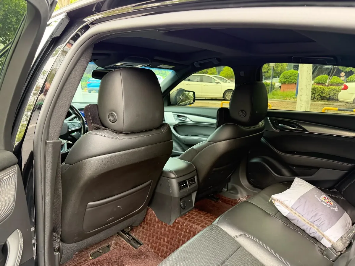 2020 Cadillac CT5 2.0T 241HP L4 10AT,autocango,china used car exporter,china ev exporter,chinese used car exporter,chinese used ev exporter