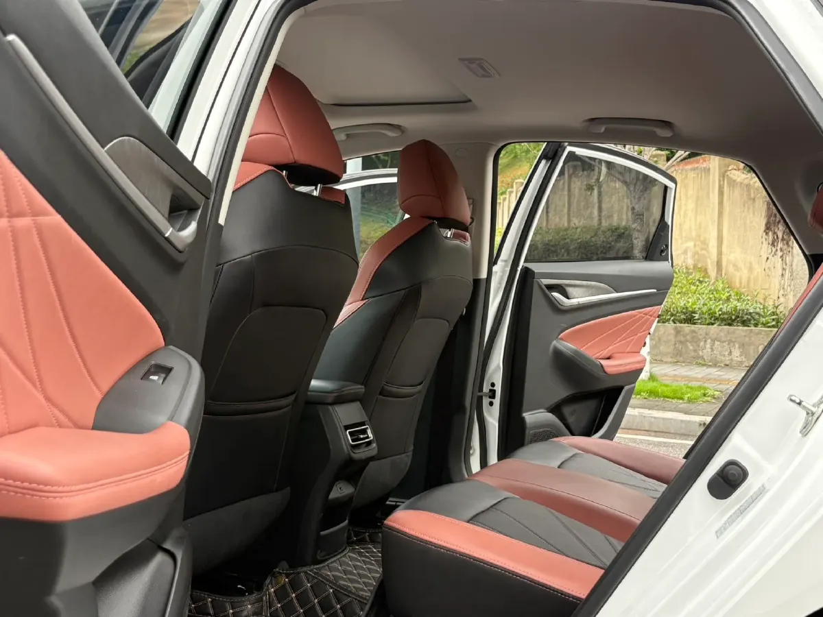 2021 ChangAn Eado 1.4T 160HP L4 7DCT,autocango,china used car exporter,china ev exporter,chinese used car exporter,chinese used ev exporter