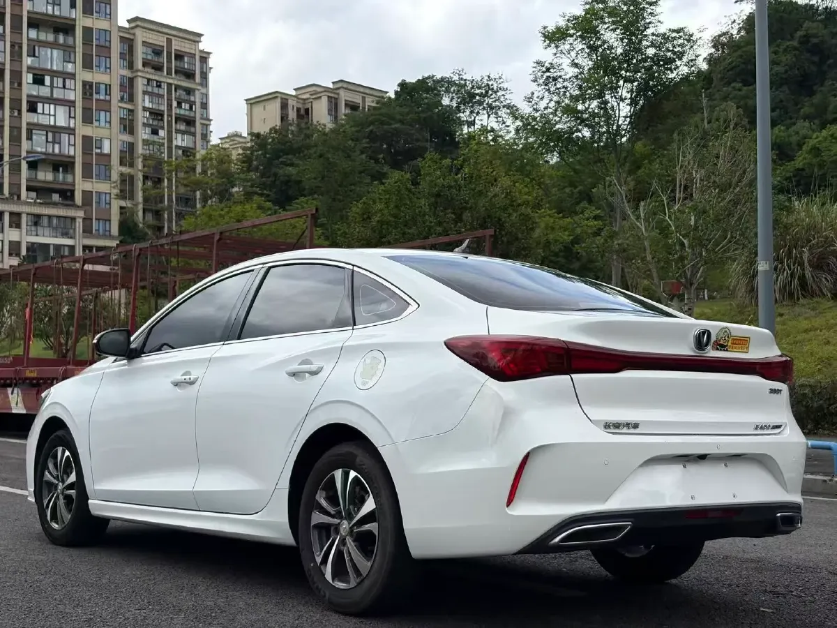 2021 ChangAn Eado 1.4T 160HP L4 7DCT,autocango,china used car exporter,china ev exporter,chinese used car exporter,chinese used ev exporter