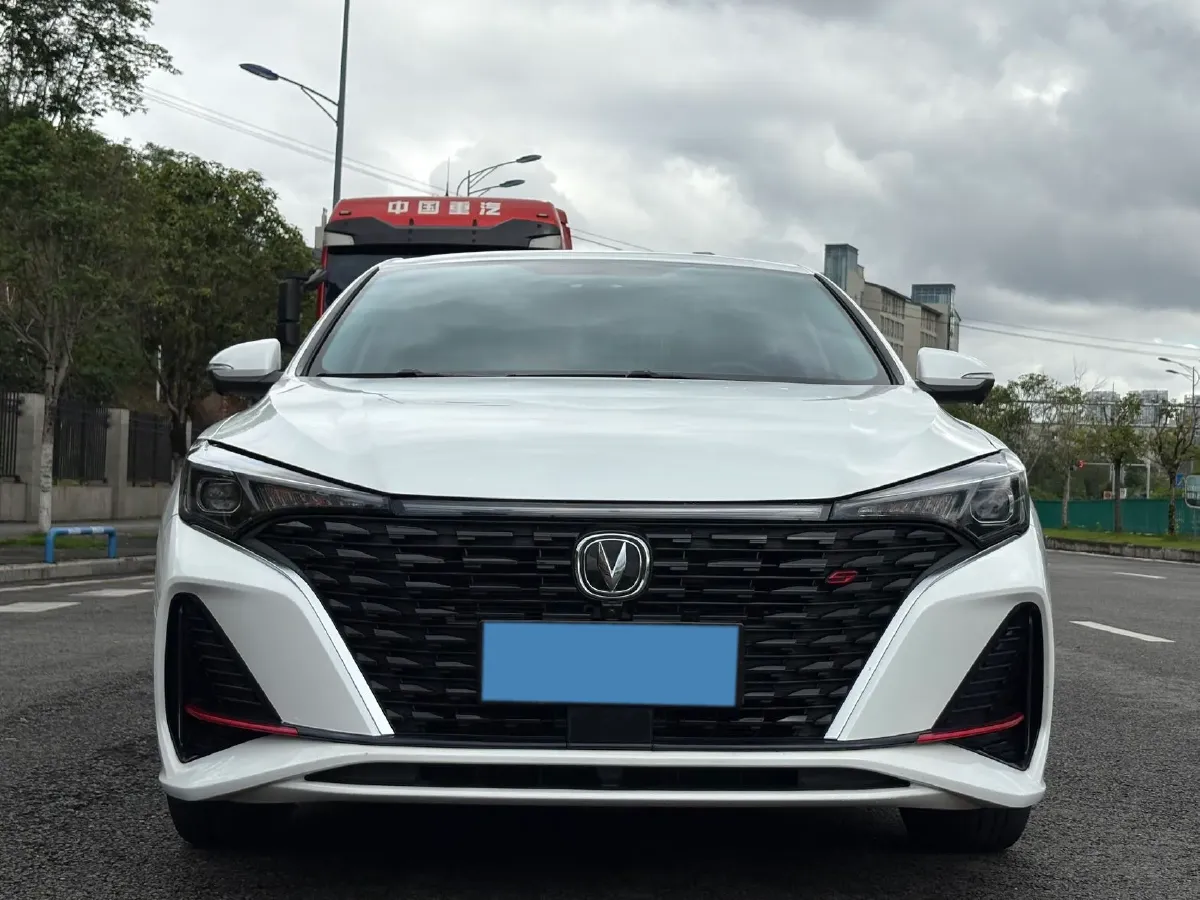 2021 ChangAn Eado 1.4T 160HP L4 7DCT,autocango,china used car exporter,china ev exporter,chinese used car exporter,chinese used ev exporter