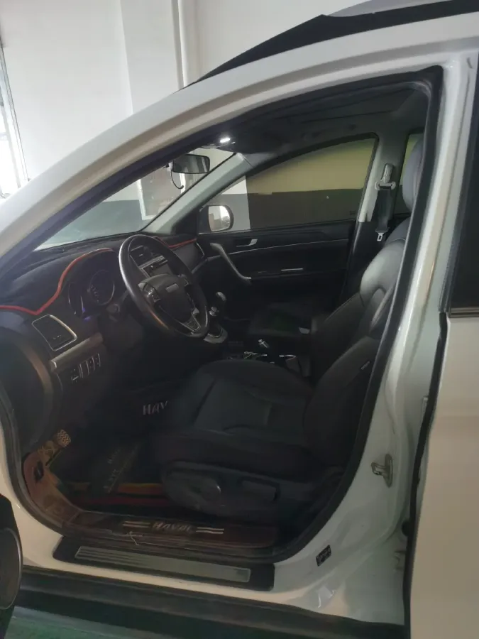 2018 Haval M6 1.5T 150HP L4 6MT,autocango,china used car exporter,china ev exporter,chinese used car exporter,chinese used ev exporter