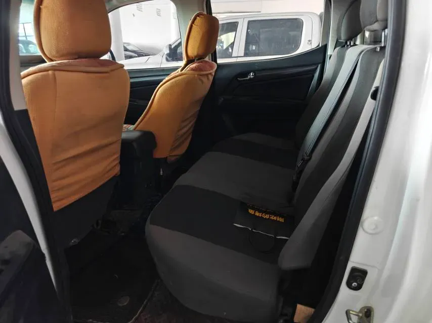 2018 FAW LanJian H6 2.5T 129HP L4 6MT,autocango,china used car exporter,china ev exporter,chinese used car exporter,chinese used ev exporter