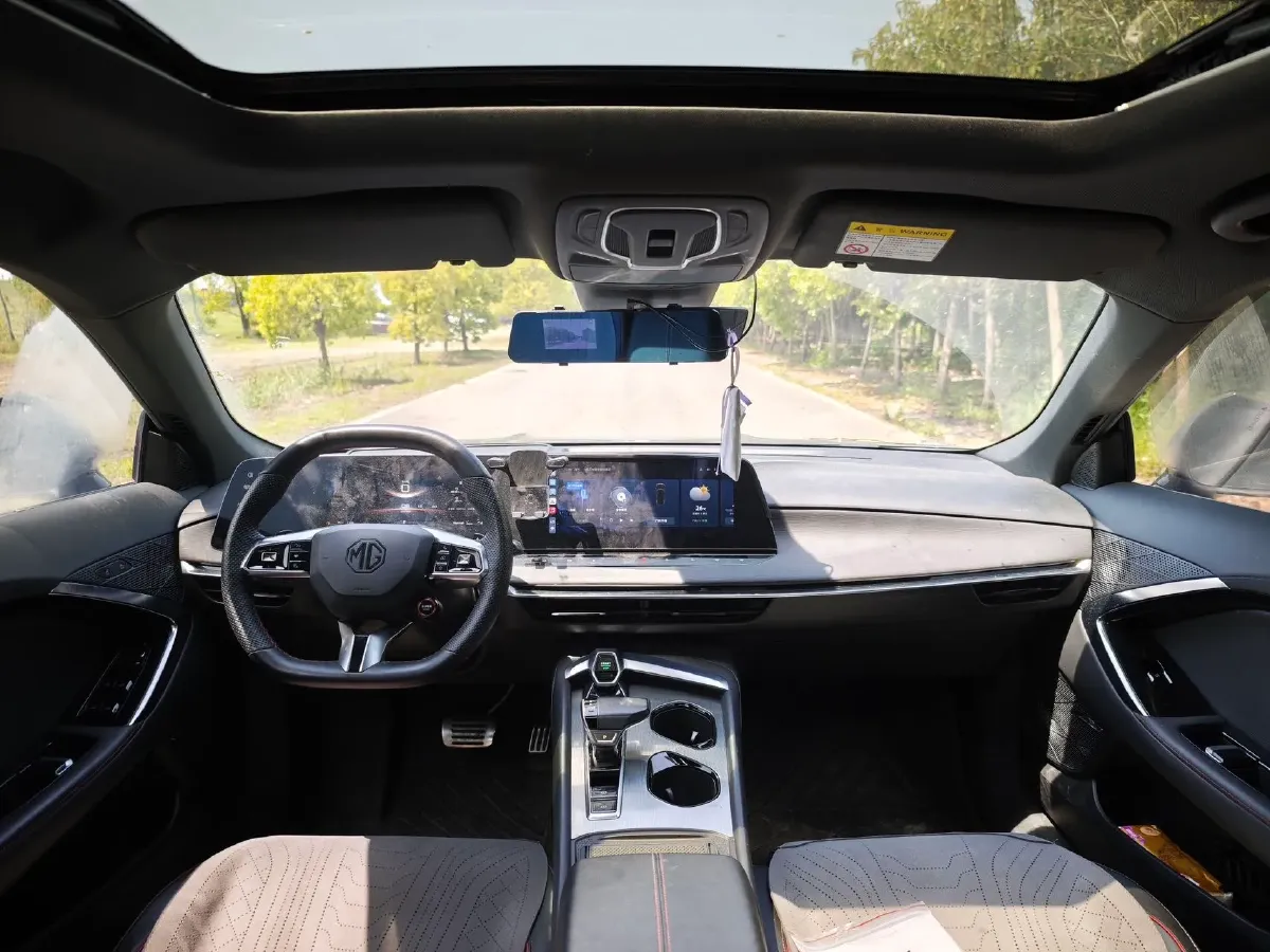 2023 MG 7 2.0T 261HP L4 9AT,autocango,china used car exporter,china ev exporter,chinese used car exporter,chinese used ev exporter