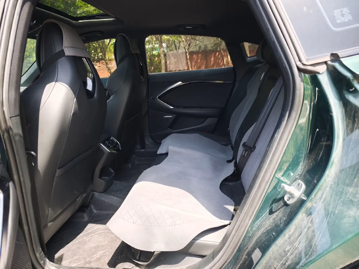 2023 MG 7 2.0T 261HP L4 9AT,autocango,china used car exporter,china ev exporter,chinese used car exporter,chinese used ev exporter