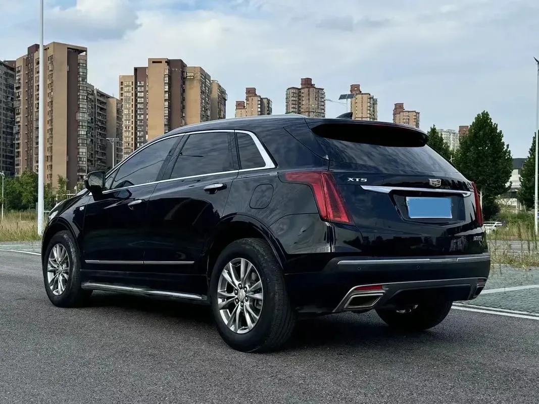 2020 Cadillac XT5 2.0T 237HP L4 9AT,autocango,china used car exporter,china ev exporter,chinese used car exporter,chinese used ev exporter