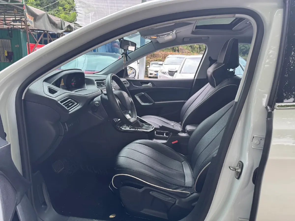 2018 Peugeot 308 1.6L 117HP L4 6AT,autocango,china used car exporter,china ev exporter,chinese used car exporter,chinese used ev exporter