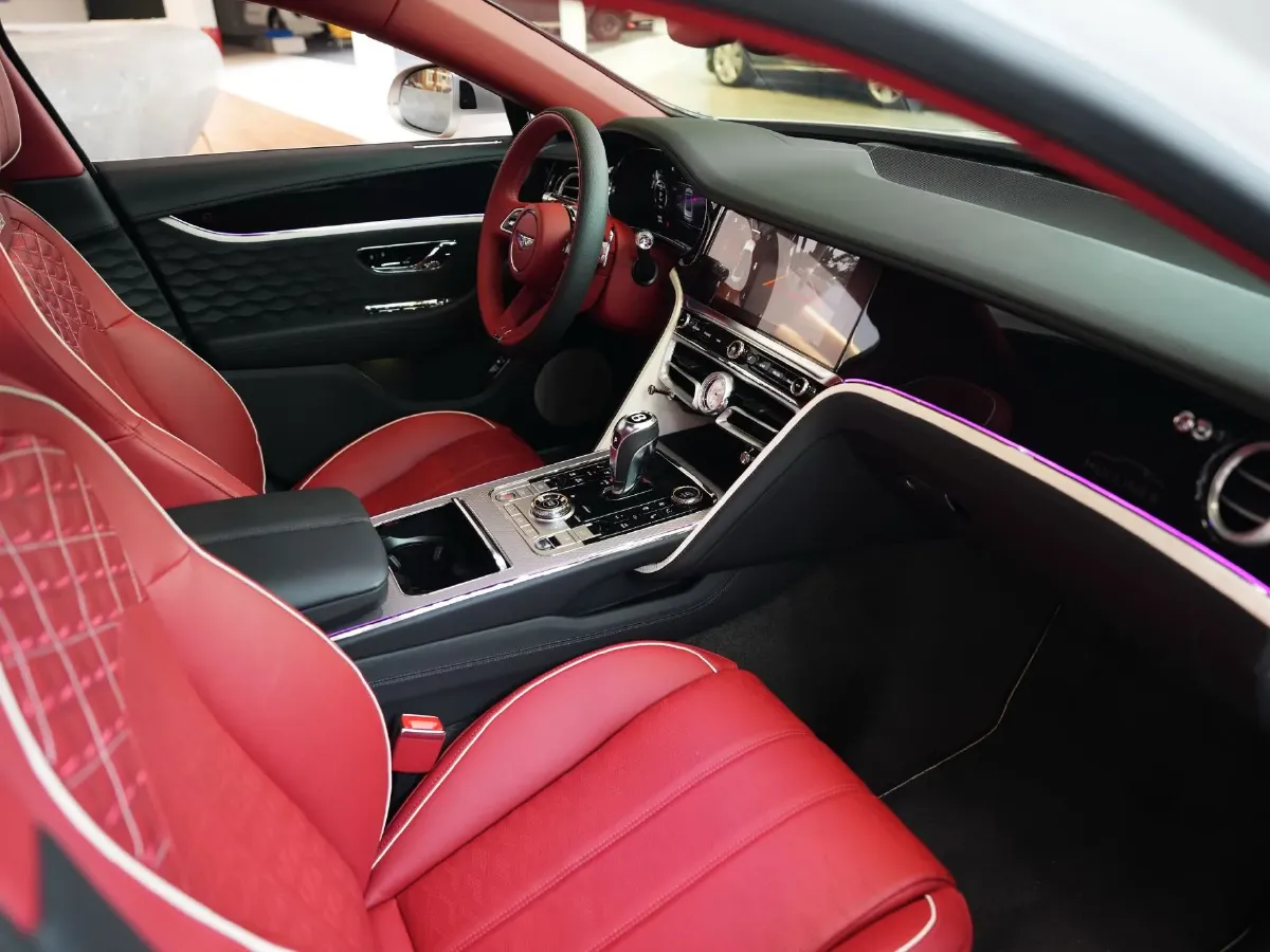 2025 Bentley Flying Spur 4.0T 600HP V8 8DCT PHEV 25.9KWH,autocango,china used car exporter,china ev exporter,chinese used car exporter,chinese used ev exporter