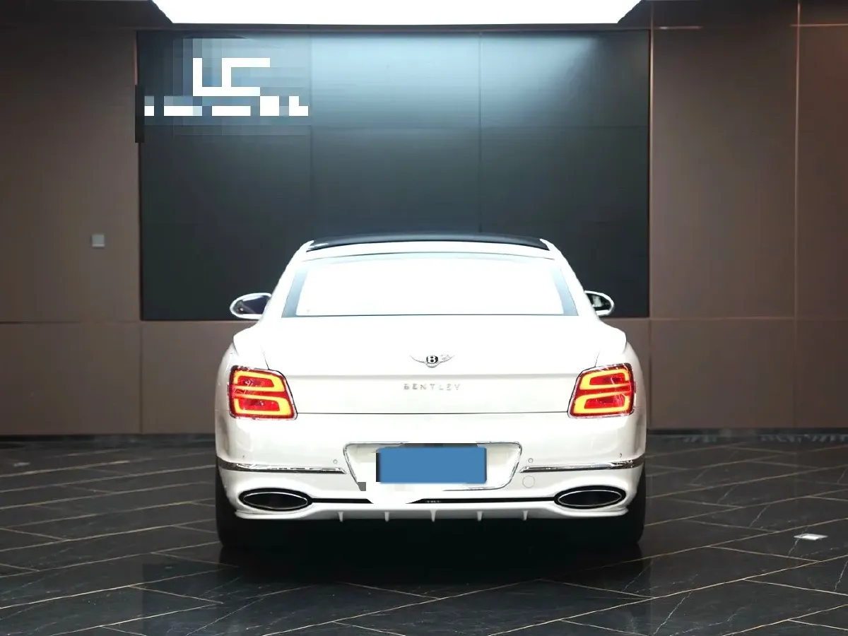 2025 Bentley Flying Spur 4.0T 600HP V8 8DCT PHEV 25.9KWH,autocango,china used car exporter,china ev exporter,chinese used car exporter,chinese used ev exporter