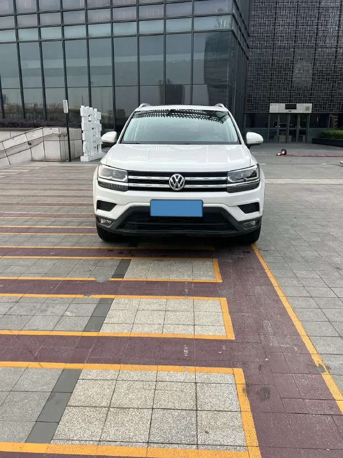 2020 Volkswagen Tharu 1.4T 150HP L4 7DCT,autocango,china used car exporter,china ev exporter,chinese used car exporter,chinese used ev exporter