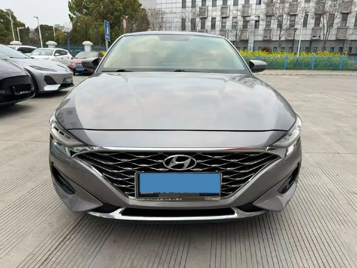 2019 Hyundai La Festa 1.6T 204HP L4 7DCT,autocango,china used car exporter,china ev exporter,chinese used car exporter,chinese used ev exporter