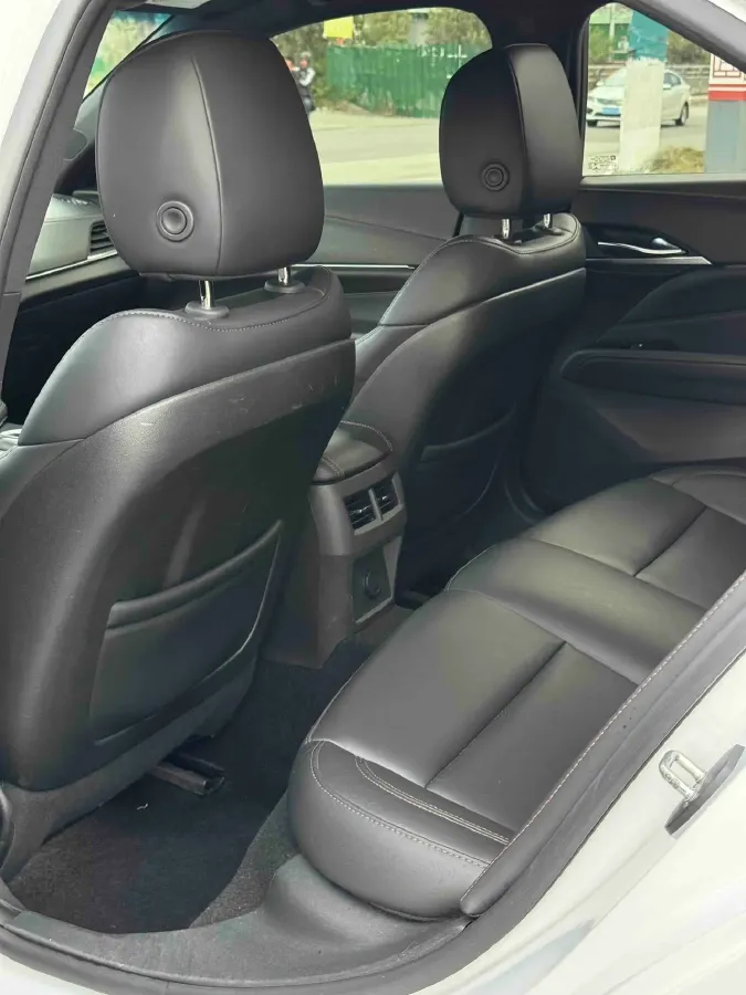 2021 Cadillac CT4 2.0T 237HP L4 8AT,autocango,china used car exporter,china ev exporter,chinese used car exporter,chinese used ev exporter