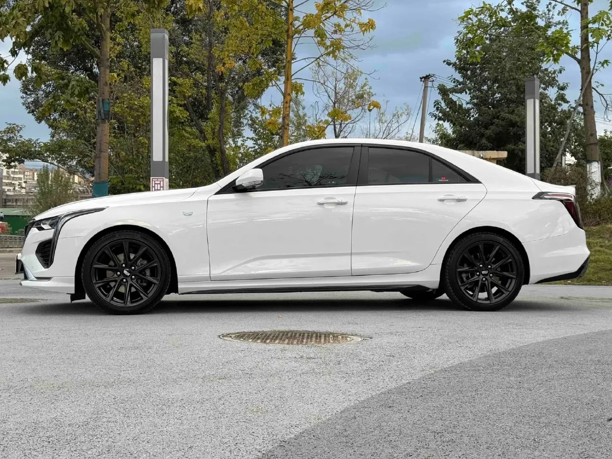 2021 Cadillac CT4 2.0T 237HP L4 8AT,autocango,china used car exporter,china ev exporter,chinese used car exporter,chinese used ev exporter