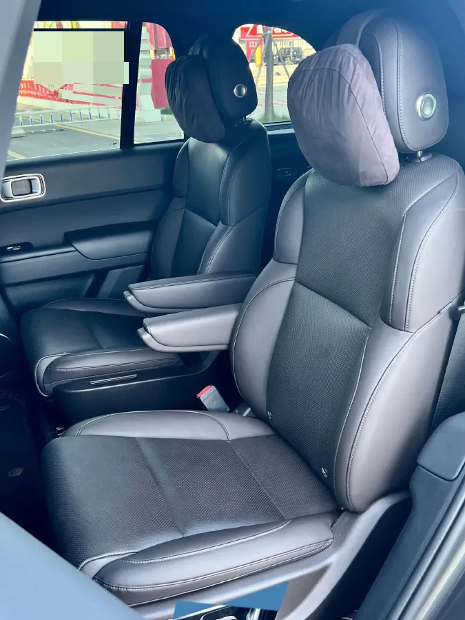 2023 Li L8 Range Extended 154HP REEV 40.9KWH,autocango,china used car exporter,china ev exporter,chinese used car exporter,chinese used ev exporter