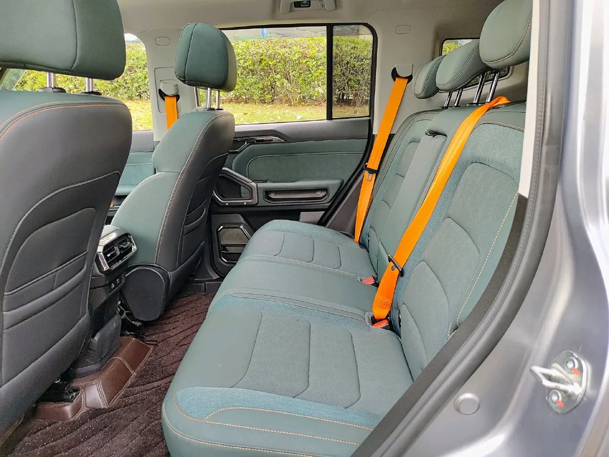 2023 Jetour Traveller 2.0T 254HP L4 7DCT,autocango,china used car exporter,china ev exporter,chinese used car exporter,chinese used ev exporter