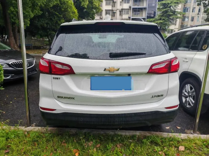 2019 Chevrolet Equinox 1.5T 169HP L4 6AT,autocango,china used car exporter,china ev exporter,chinese used car exporter,chinese used ev exporter