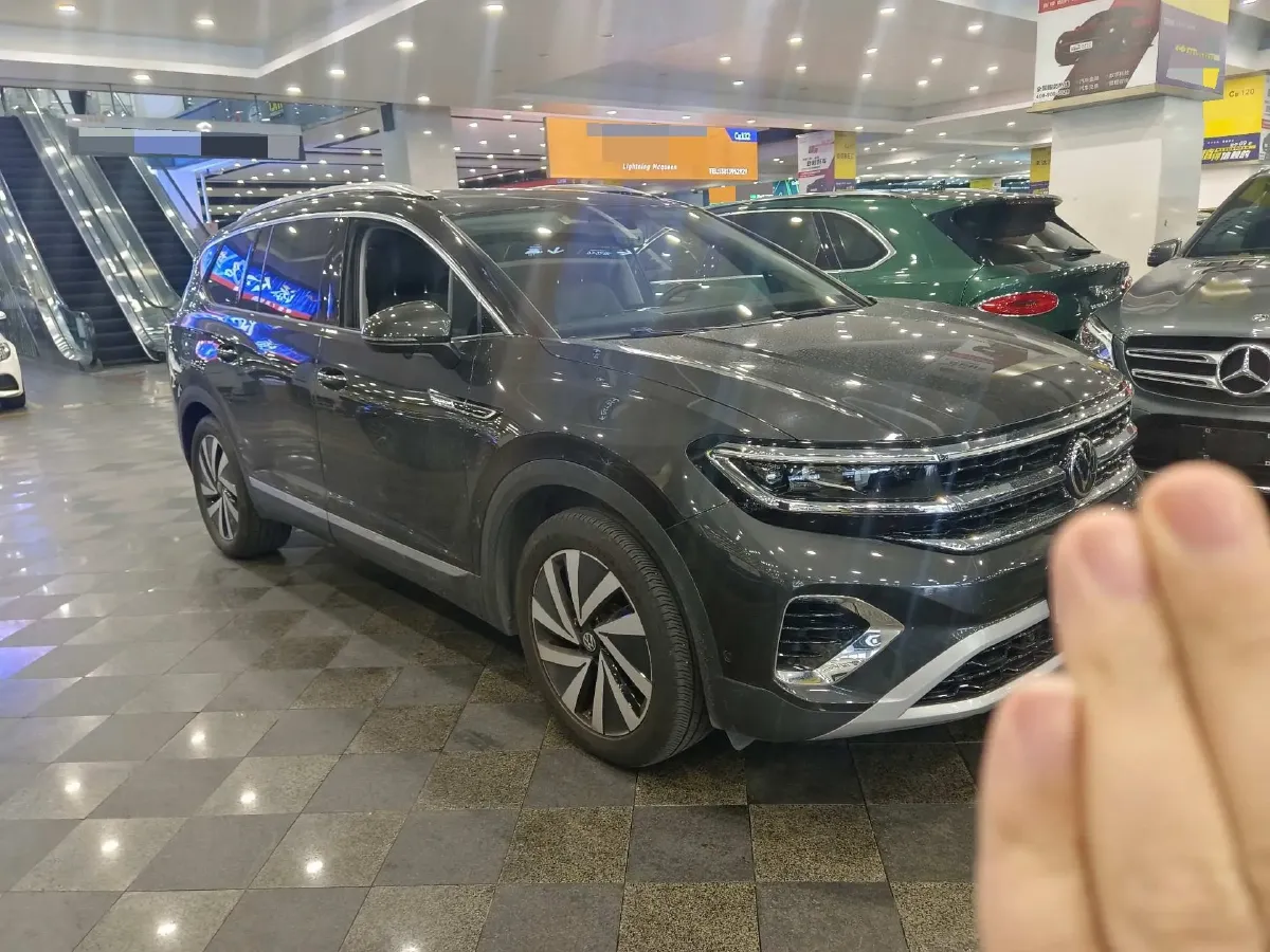 2021 Volkswagen Talagon 2.0T 220HP L4 7DCT,autocango,china used car exporter,china ev exporter,chinese used car exporter,chinese used ev exporter