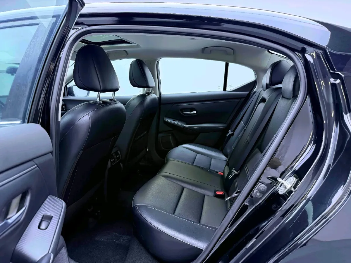 2021 Nissan Sylphy 1.6L 135HP L4 CVT,autocango,china used car exporter,china ev exporter,chinese used car exporter,chinese used ev exporter