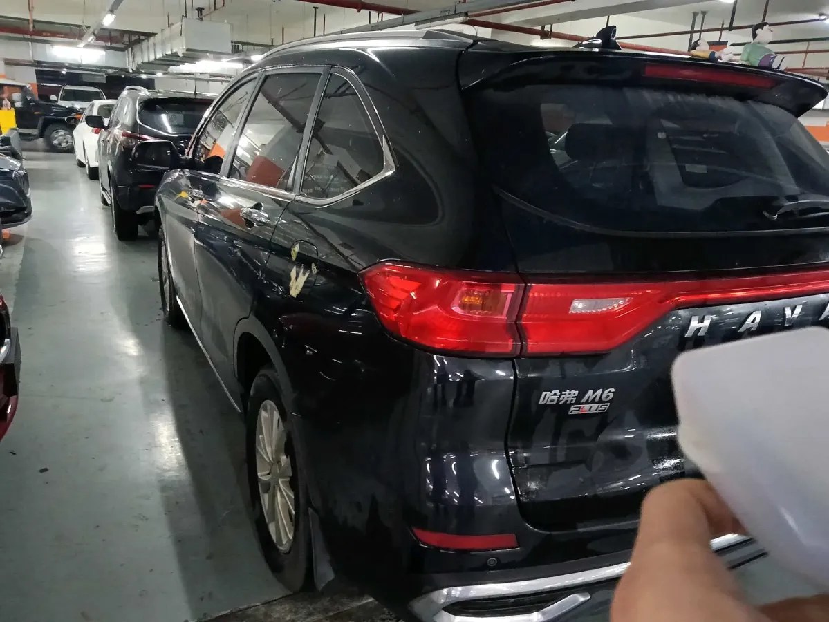 2021 Haval M6 1.5T 150HP L4 6MT,autocango,china used car exporter,china ev exporter,chinese used car exporter,chinese used ev exporter