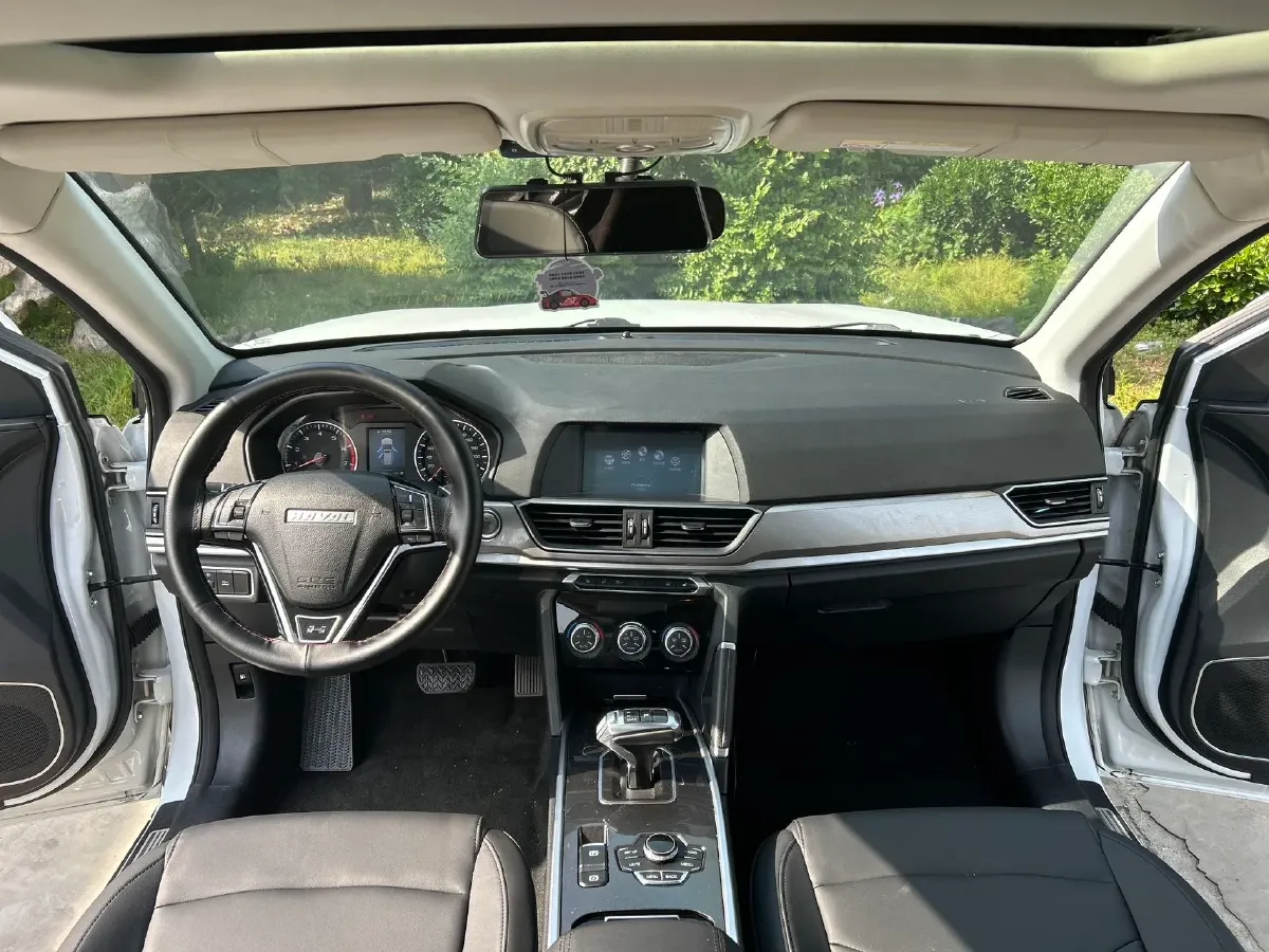 2018 Haval H6 1.5T 150HP L4 7DCT,autocango,china used car exporter,china ev exporter,chinese used car exporter,chinese used ev exporter