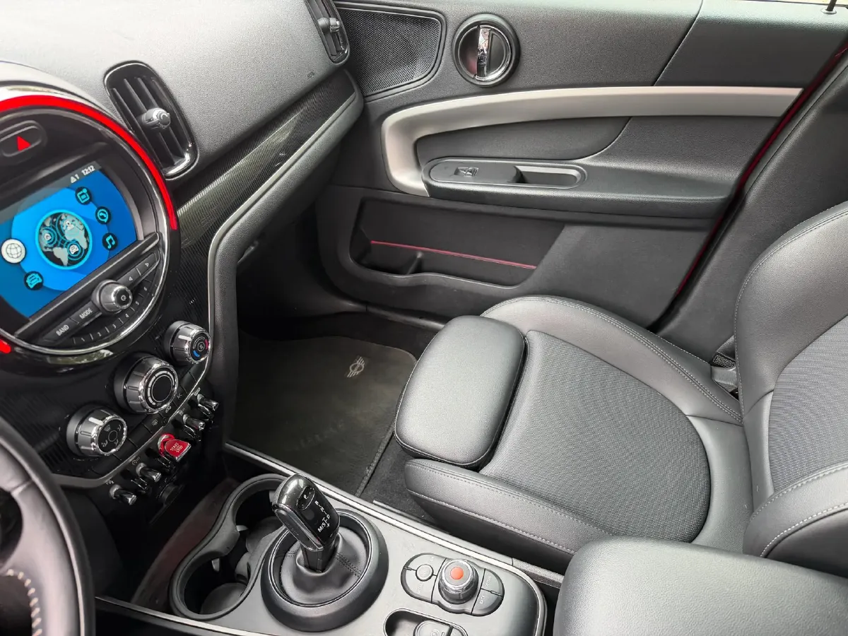 2019 MINI COUNTRYMAN 1.5T 136HP L3 7DCT,autocango,china used car exporter,china ev exporter,chinese used car exporter,chinese used ev exporter