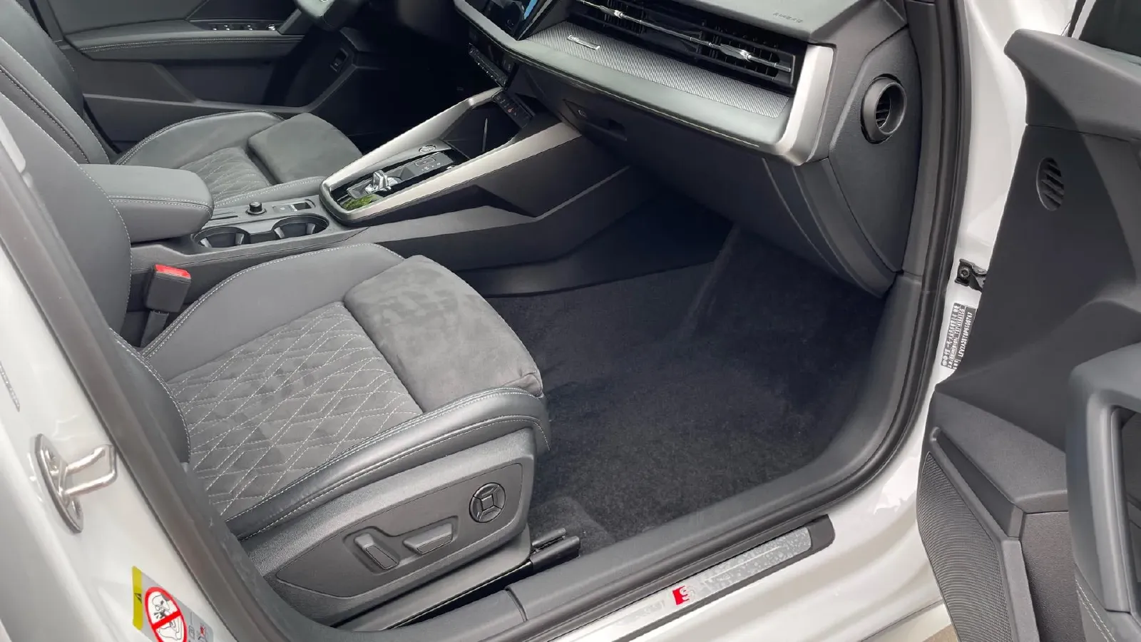 2023 Audi A3 1.4T 150HP L4 7DCT,autocango,china used car exporter,china ev exporter,chinese used car exporter,chinese used ev exporter