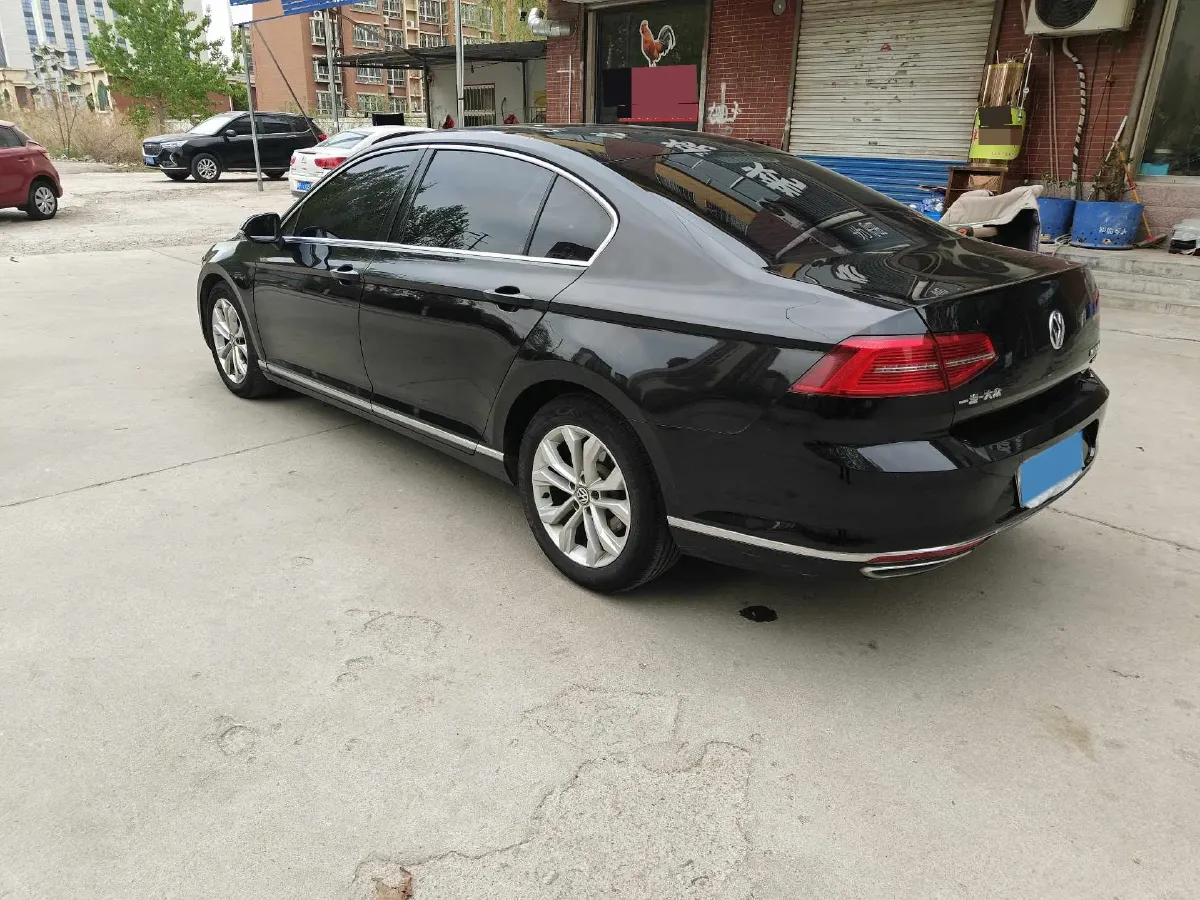 2018 Volkswagen Magotan 1.8T 180HP L4 7DCT,autocango,china used car exporter,china ev exporter,chinese used car exporter,chinese used ev exporter
