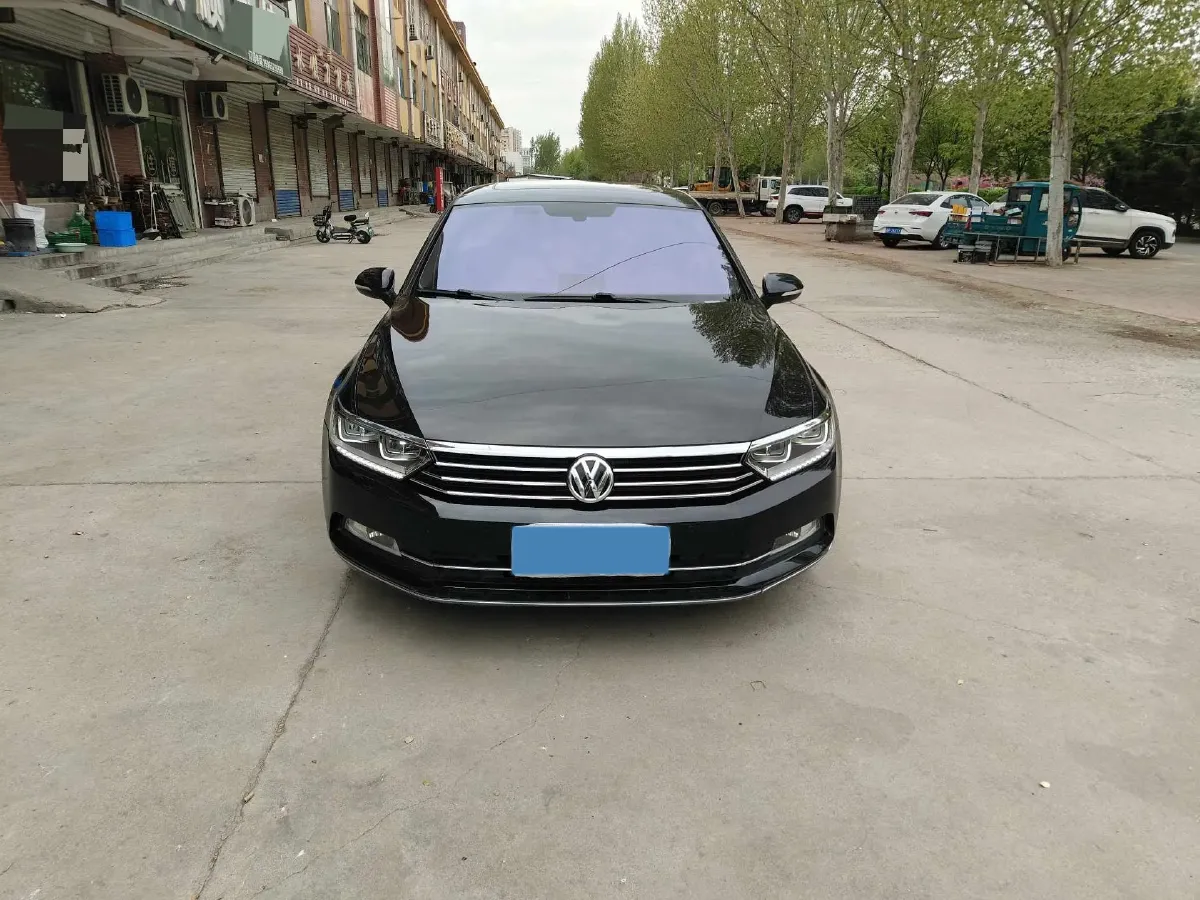 2018 Volkswagen Magotan 1.8T 180HP L4 7DCT,autocango,china used car exporter,china ev exporter,chinese used car exporter,chinese used ev exporter