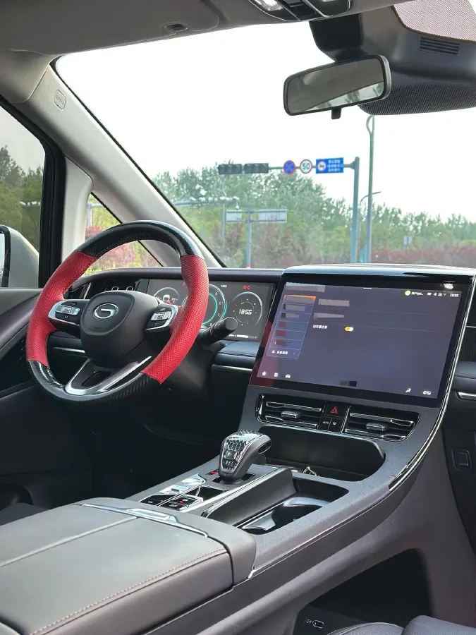 2024 GAC Trumpchi M8 2.0T 252HP L4 8AT,autocango,china used car exporter,china ev exporter,chinese used car exporter,chinese used ev exporter