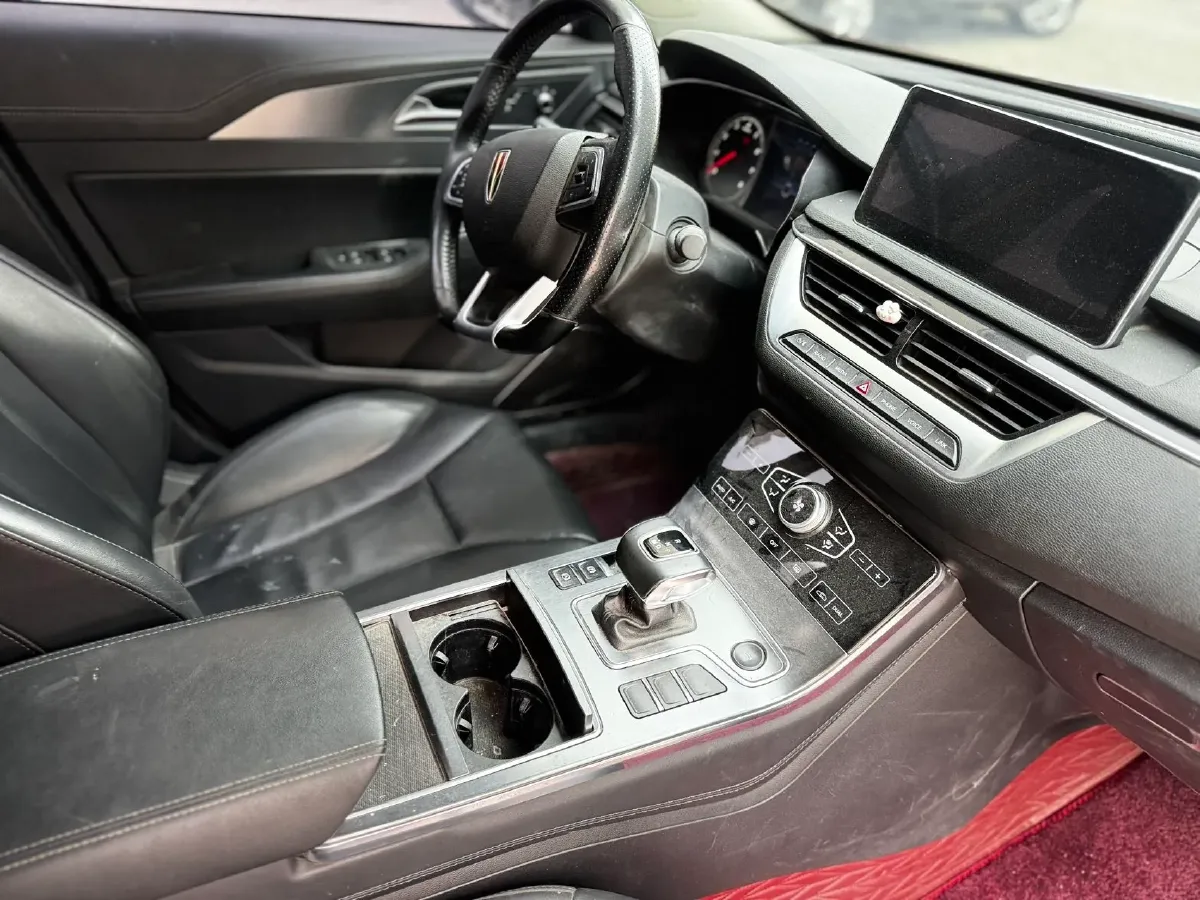 2020 HongQi H5 1.5T 169HP L4 7DCT,autocango,china used car exporter,china ev exporter,chinese used car exporter,chinese used ev exporter