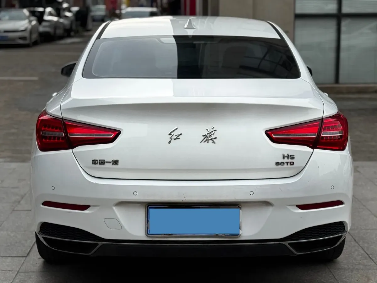 2020 HongQi H5 1.5T 169HP L4 7DCT,autocango,china used car exporter,china ev exporter,chinese used car exporter,chinese used ev exporter