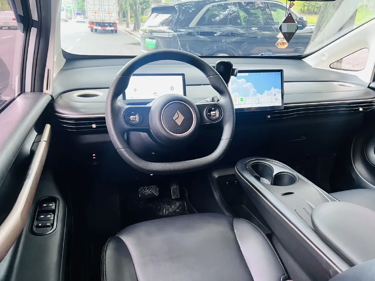 2023 BaoJun Cloud BEV 50.6KWH,autocango,china used car exporter,china ev exporter,chinese used car exporter,chinese used ev exporter