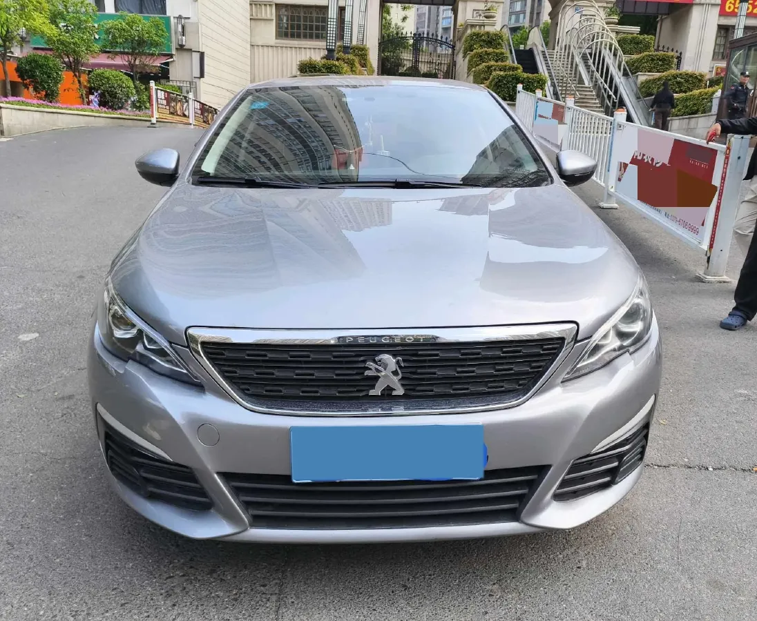 2016 Peugeot 308 1.6L 117HP L4 5MT,autocango,china used car exporter,china ev exporter,chinese used car exporter,chinese used ev exporter
