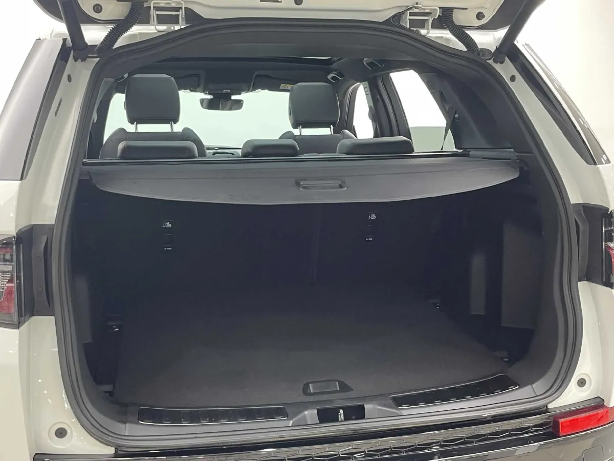 2021 Land Rover Discovery Sport 2.0T 249HP L4 9AT,autocango,china used car exporter,china ev exporter,chinese used car exporter,chinese used ev exporter