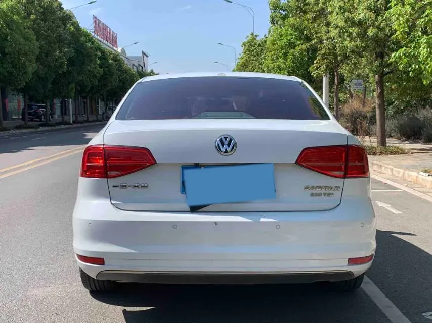 2018 Volkswagen Bora 1.5L 110HP L4 6AT,autocango,china used car exporter,china ev exporter,chinese used car exporter,chinese used ev exporter