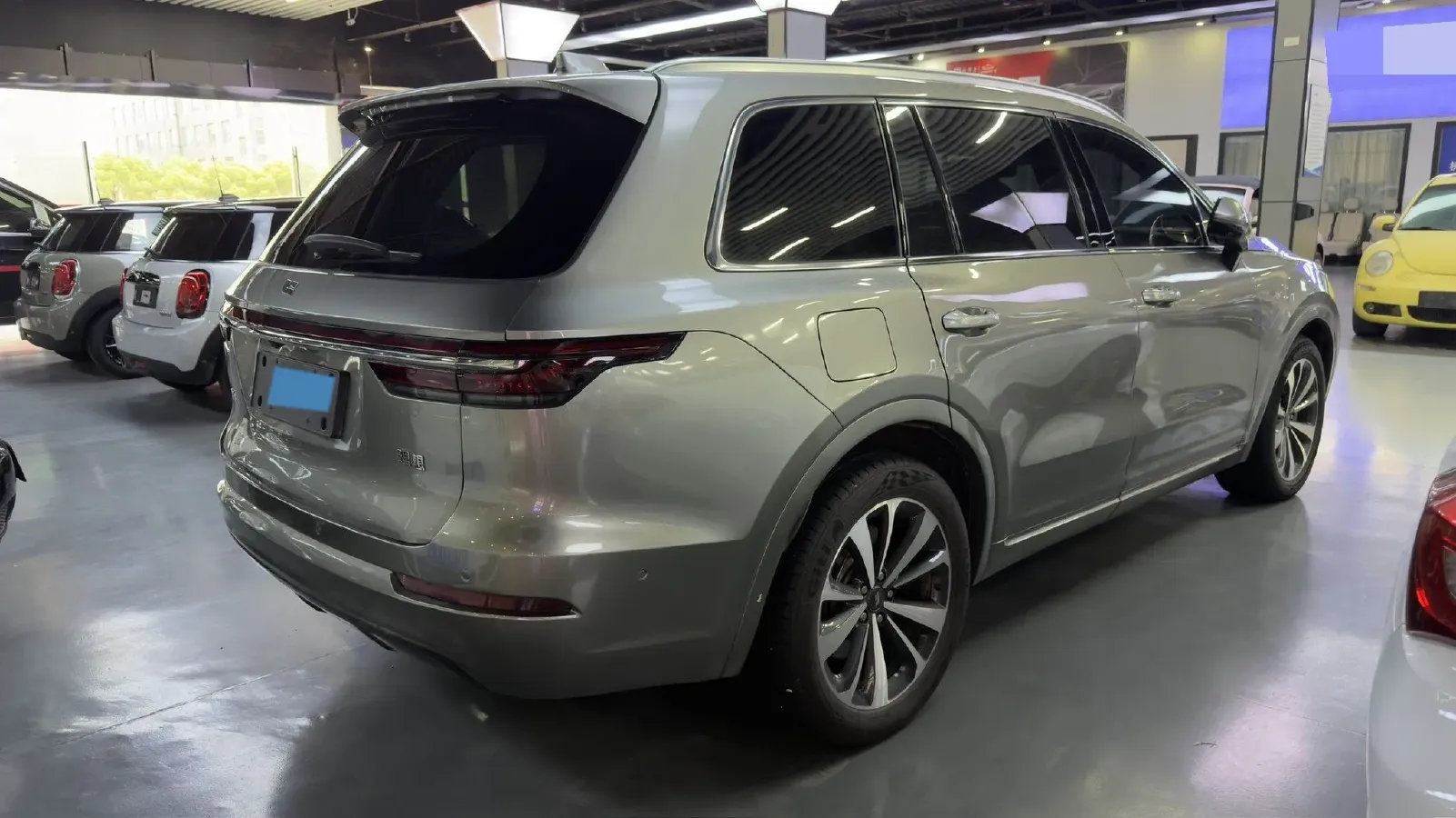 2021 Li ONE Range Extended 131HP REEV 40.5KWH,autocango,china used car exporter,china ev exporter,chinese used car exporter,chinese used ev exporter