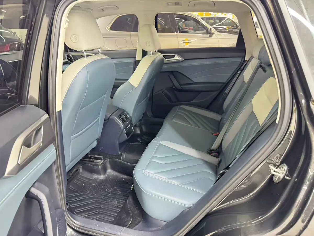 2023 Volkswagen Tharu 1.5T 160HP L4 7DCT,autocango,china used car exporter,china ev exporter,chinese used car exporter,chinese used ev exporter