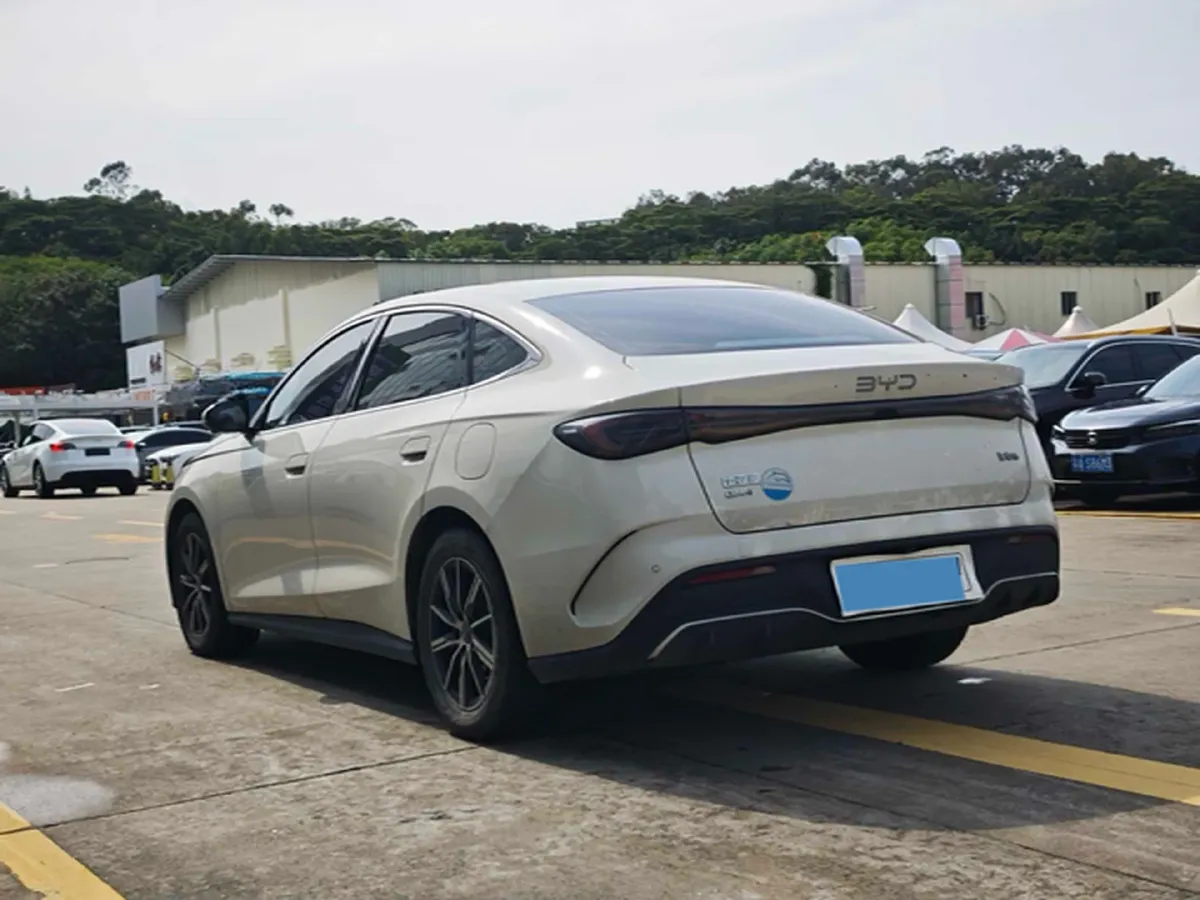 2024 BYD Seal 06 1.5L 101HP L4 E-CVT PHEV 15.87KWH,autocango,china used car exporter,china ev exporter,chinese used car exporter,chinese used ev exporter