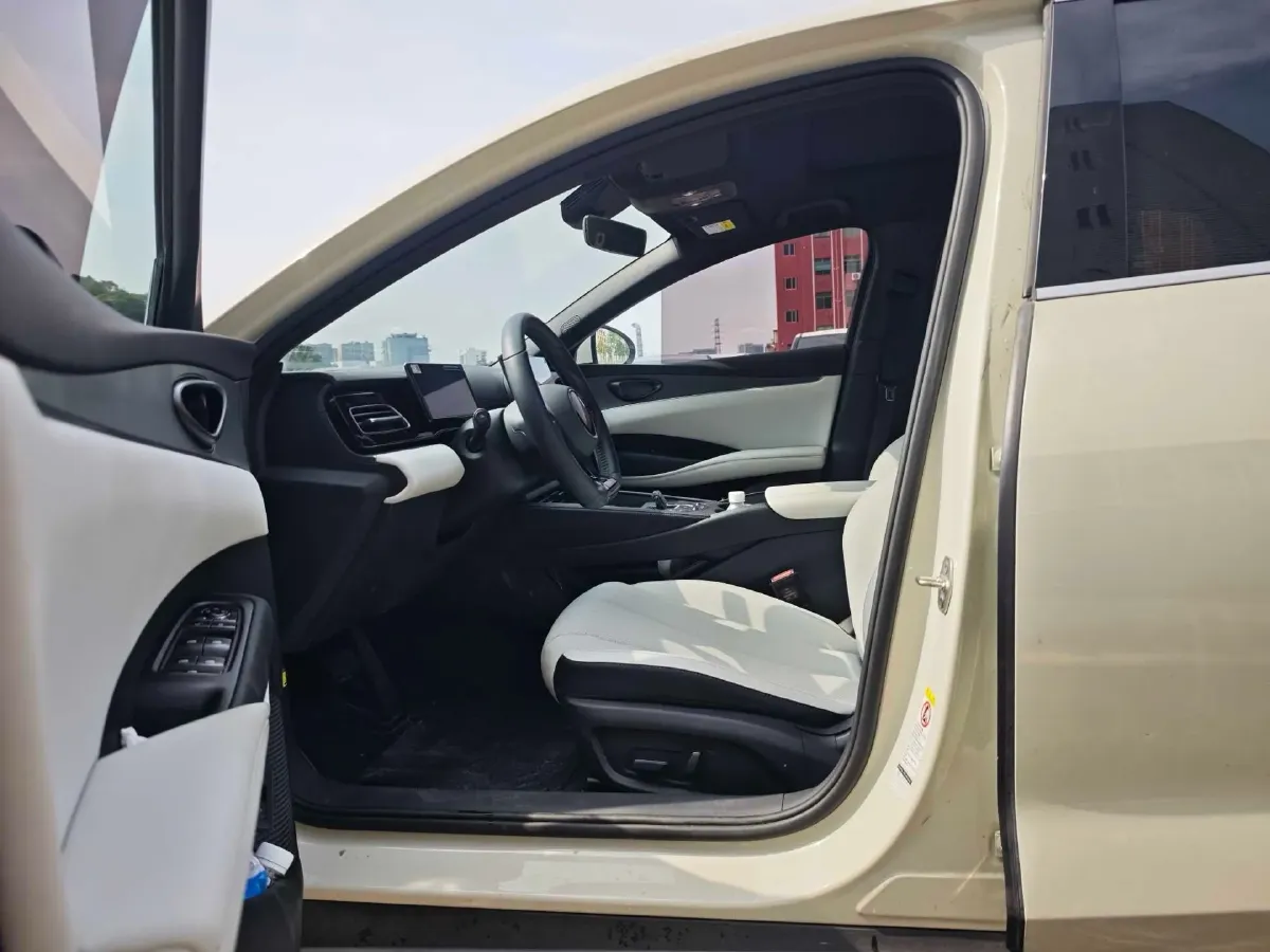 2024 BYD Seal 06 1.5L 101HP L4 E-CVT PHEV 15.87KWH,autocango,china used car exporter,china ev exporter,chinese used car exporter,chinese used ev exporter