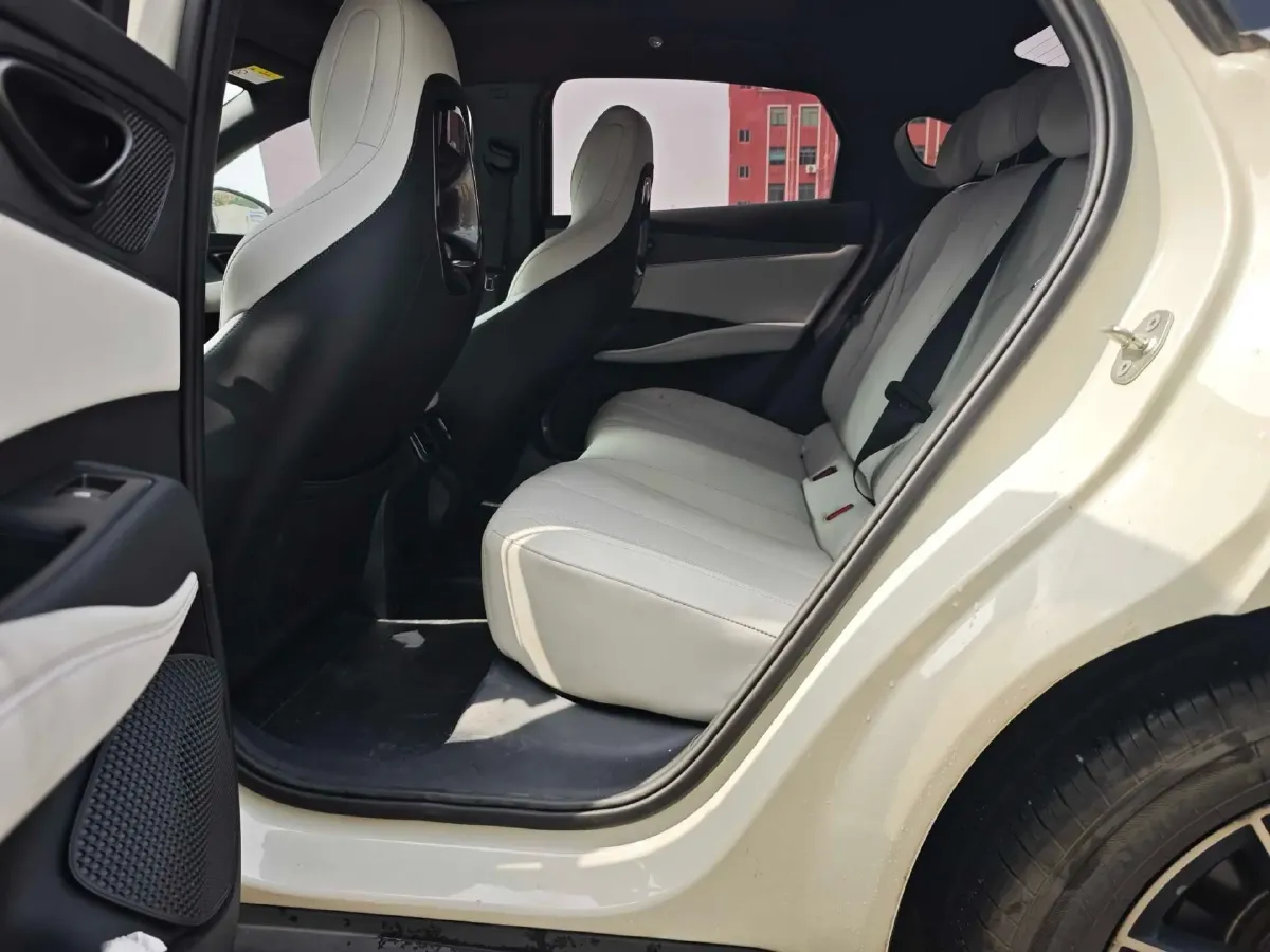 2024 BYD Seal 06 1.5L 101HP L4 E-CVT PHEV 15.87KWH,autocango,china used car exporter,china ev exporter,chinese used car exporter,chinese used ev exporter