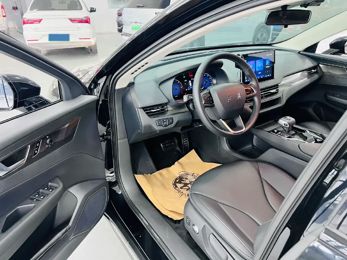 2023 HongQi E-QM5 BEV 54KWH,autocango,china used car exporter,china ev exporter,chinese used car exporter,chinese used ev exporter