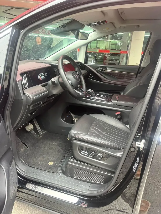 2023 GAC Trumpchi M8 2.0T 252HP L4 8AT,autocango,china used car exporter,china ev exporter,chinese used car exporter,chinese used ev exporter