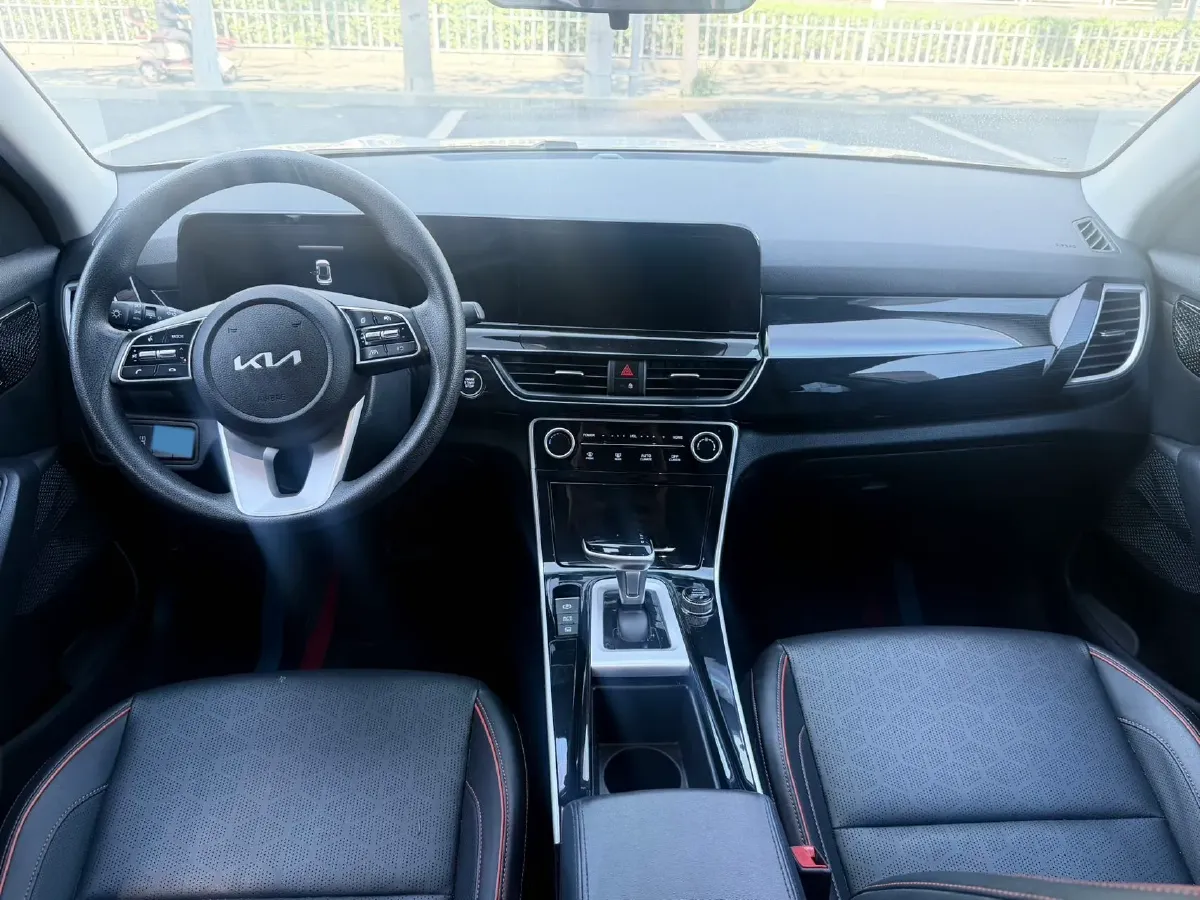 2023 Kia Seltos 1.5L 115HP L4 CVT,autocango,china used car exporter,china ev exporter,chinese used car exporter,chinese used ev exporter